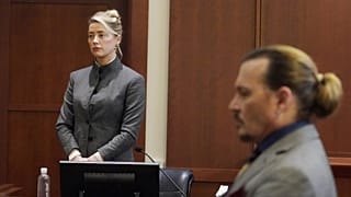Oyuncu Amber Heard eski eşi Johnny Depp'e 15 milyon dolar tazminat ödeyecek 