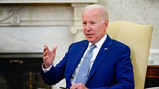 جو بايدن يتحدث في المكتب البيضاوي للبيت الأبيض، 31 مايو 2022