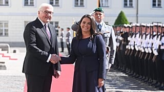 Novák Katalin köztársasági elnököt (jobbra) Frank-Walter Steinmeier német államfő fogadta Berlinben.