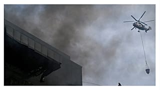 اندلاع حريق في مركز تجاري في موسكو