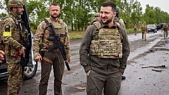 Президент Украины стал для своих соотечественников одним из символов сопротивления
