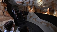 Первые посетители побывали в пещере до официального открытия