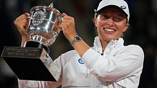 Iga Swiatek remporte son second trophée de Rolland Garros