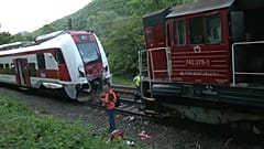 Collision entre un train de passagers et une locomotive à Vrutky, Slovaquie, vendredi 3 juin 2022.