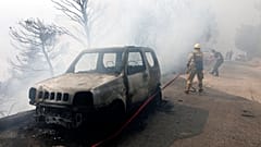 Feuer im Vorort Voula