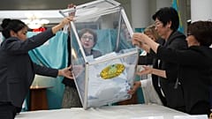 Bureau de vote à Nur-Sultan, le 5 juin 2022