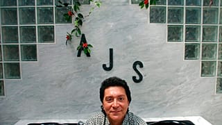 Ο Άλεκ Τζον Σατς, ιδρυτικό μέλος και ο πρώτος μπασίστας του διάσημου συγκροτήματος Bon Jovi