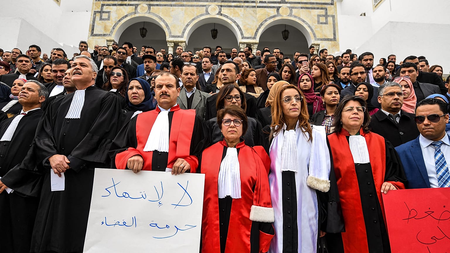 وقفة احتجاجية للقضاة في تونس - أرشيف. 