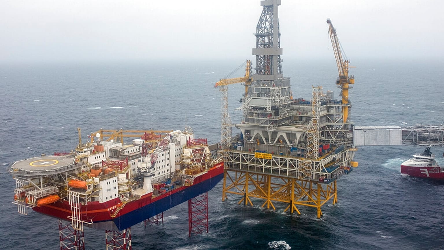 Petrol fiyatlarında yeni rekor