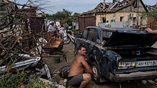Последствия обстрелов на востоке Украины