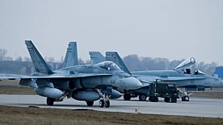 Kanada'ya ait CF-188 Hornet savaş jeti