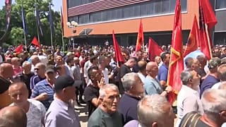 По данным СМИ, в Косове около 30 тыс. ветеранов боевых действий получают минимальную пенсию