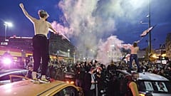 Wut über die Verschärfung von Gesetzen zur Abtreibung in Polen entlädt sich auf den Straßen im Oktober 2020.