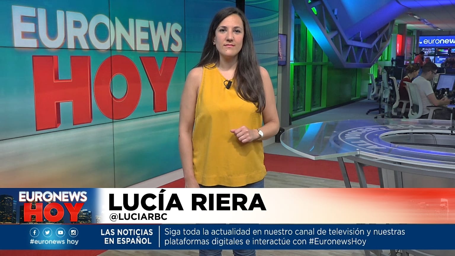 Lucía Riera presenta el informativo diario Euronews Hoy