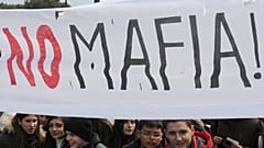 Tiltakozás a maffia ellen - egy nápolyi tüntetés - illusztráció