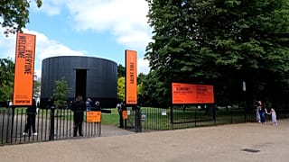 Der 21. Pavillons der Serpentine Galleries in London "Black Chapel"