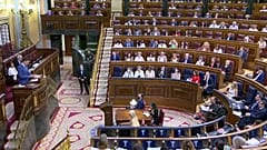 Der spanische Ministerpräsident vor dem Parlament