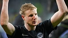 Martin Hinteregger nach einem Spiel von Eintracht Frankfurt