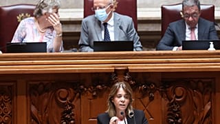Parlamento português debate e vota eutanásia