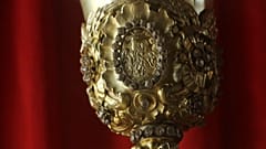 Detalle de una de las piezas del tesoro
