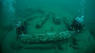 A HMS Gloucester hadihajó 1682-ben süllyedt el, napjainkban a roncs és környéke régészeti lelőhely 
