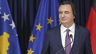 Albin Kurti koszovói miniszterelnök a bejelentés napján