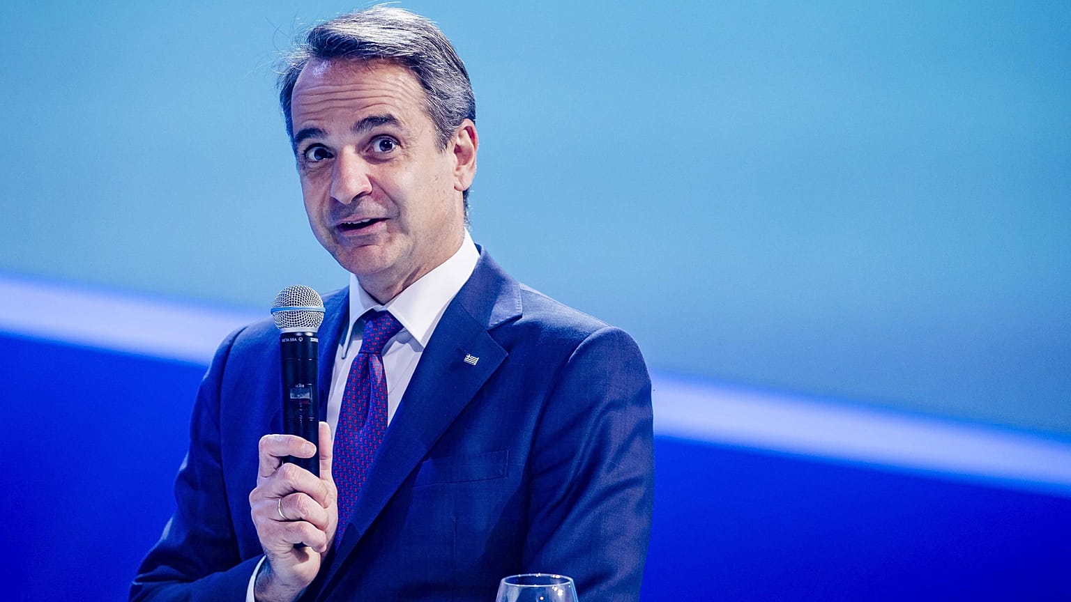 Kiriákosz Mitszotákisz görög miniszterelnök felszólal az Európai Néppárt rotterdami kongresszusán 2021. szeptember 20-án – képünk illusztráció.