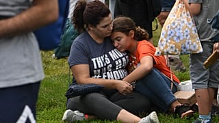 Joy Jenner und ihre Tochter Sydney Jenner, 18, auf der Kundgebung in Florida.