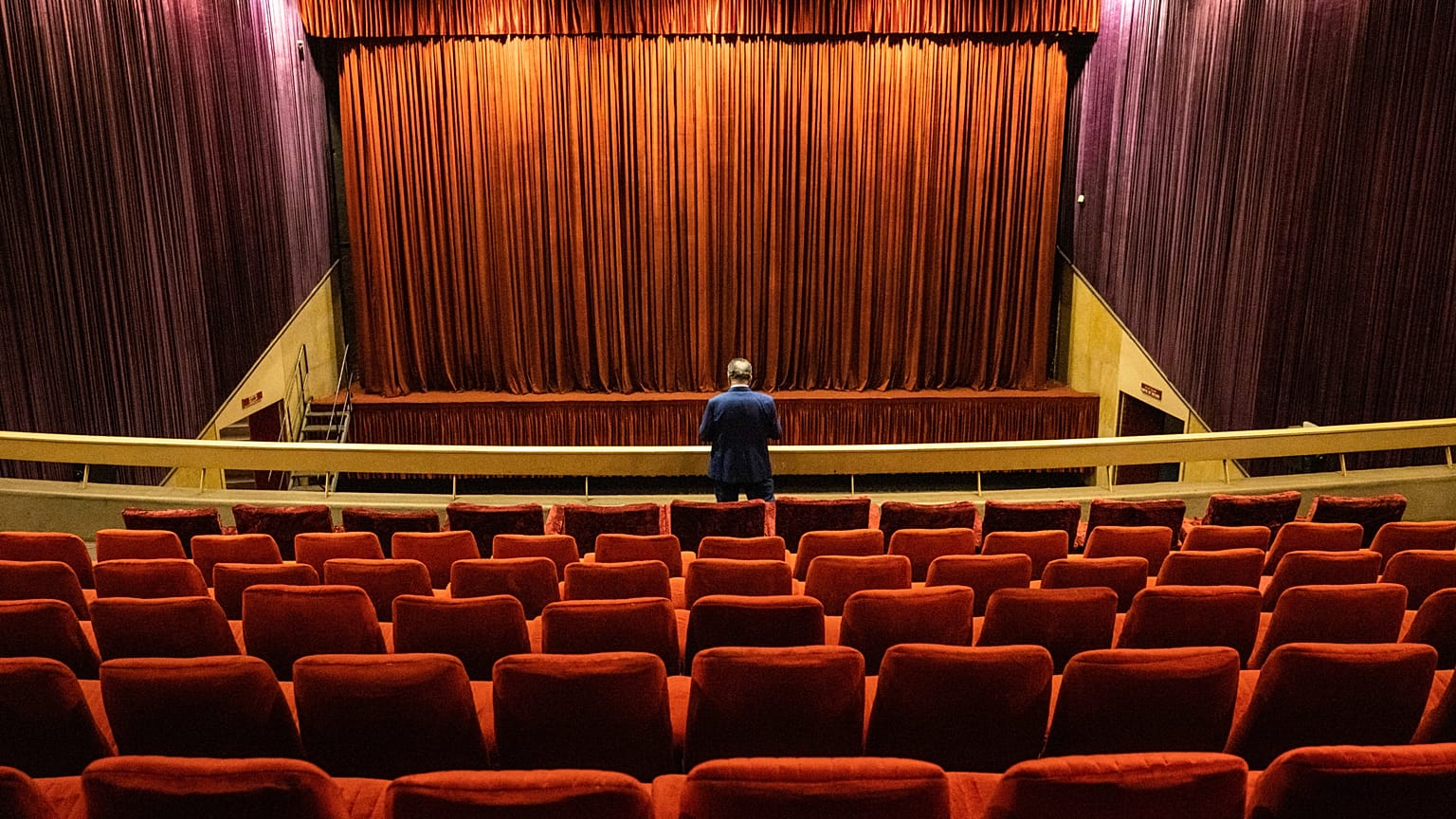  سينما فارغة في مدينة الدار البيضاء غرب المغرب. 2022/01/24