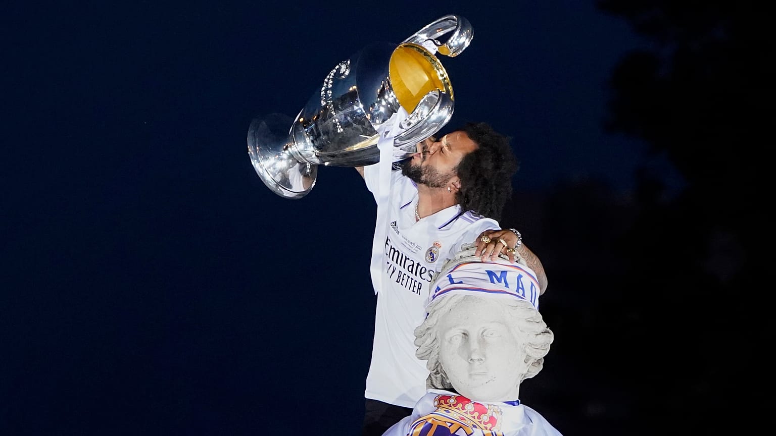 مارسيلو خاض  545 مباراة مع نادي ريال مدريد في كل المسابقات