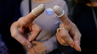 واقيات ذكرية في إنديانابوليس، الولايات المتحدة. 