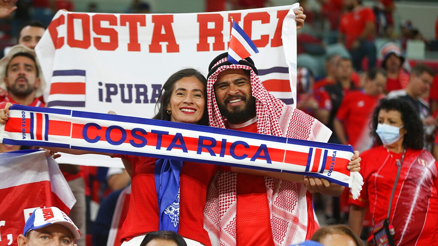 Adeptos da Costa Rica festejam o apuramento