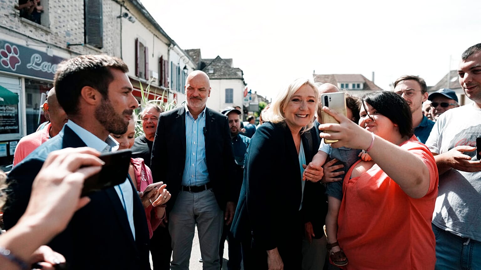 Marine Le Pen à Pont-sur-Yonne (14/06/2022)