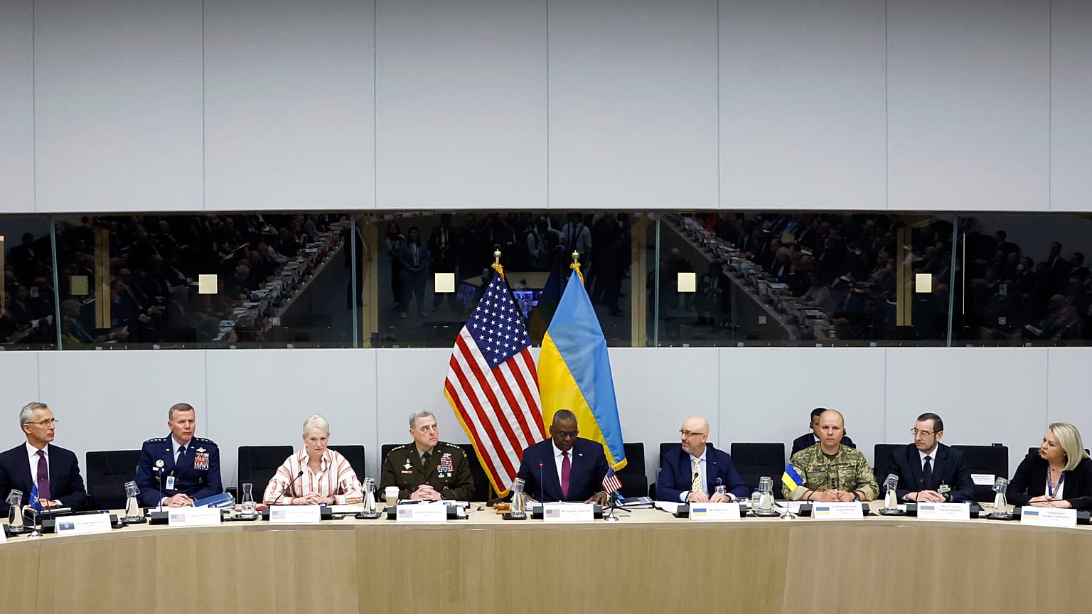 a NATO védelmi minisztereinek brüsszeli tanácskozása