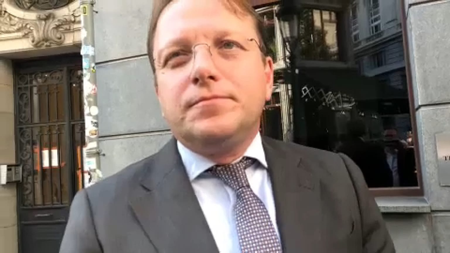 Várhelyi Olivér, EU biztos