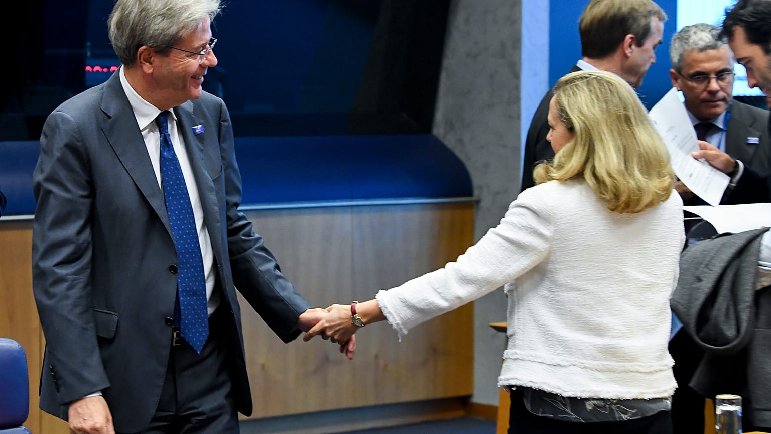 Ο Παόλο Τζεντιλόνι στο Eurogroup