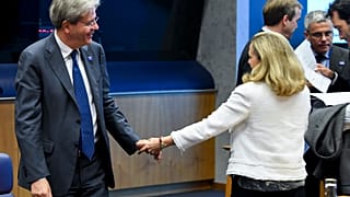 Ο Παόλο Τζεντιλόνι στο Eurogroup