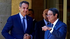 Ο Έλληνας πρωθυπουργός Κυριάκος Μητσοτάκης φτάνει στο προεδρικό Μέγαρο στην Κύπρο