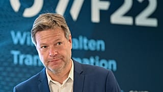 Robert Habeck, Federal Minister for Economic Affairs and Climate Protection, takes part in the East German Economic Forum (OWF) in Bad Saarow, Germany, Monday, June 13, 2022