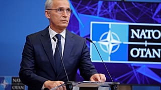 Bir Alman gazetesine konuşan NATO Genel Sekreteri Jens Stoltenberg 'Ukrayna'da uzun soluklu savaşa hazır olun' mesajı verdi