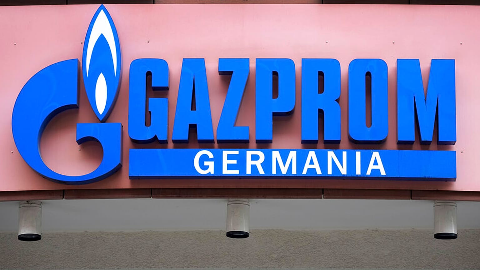 Rusya'dan Avrupa'ya doğal gaz akışı gittikçe azalırken Fransa'da durduğu belirtildi