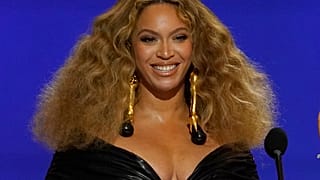 Amerikalı şarkıcı Beyonce'den yeni solo albüm müjdesi