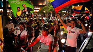 Celebraciones en las calles de Colombia tras la victoria de Gustavo Petro