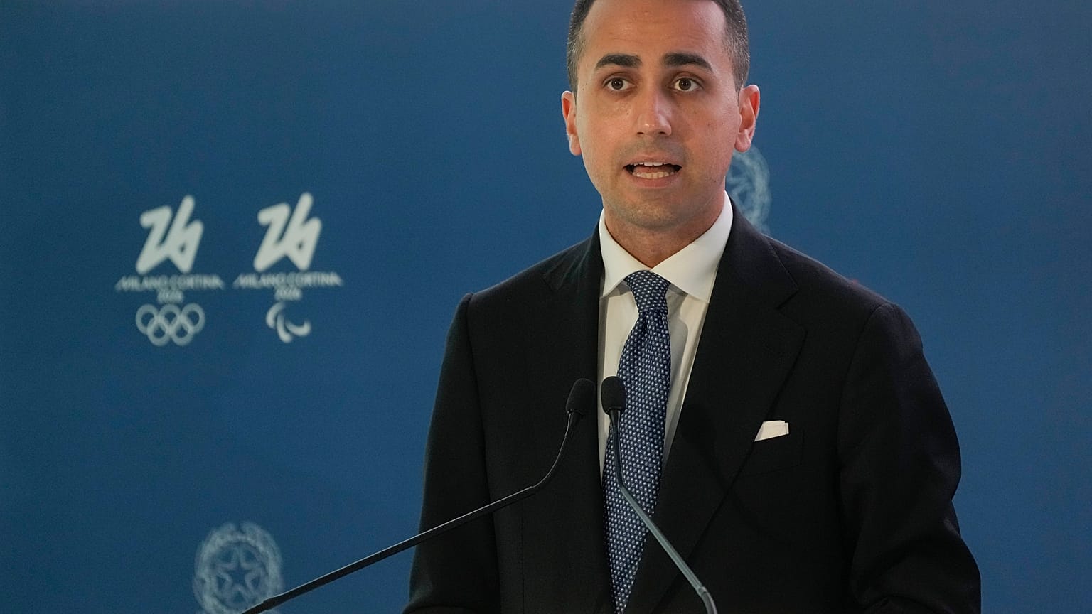 İtalya Dışişleri bakanı Luigi di Maio Beş Yıldız Hareketi'nden ayrılarak yeni parti kurudu