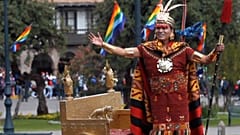 مهرجان إنكا الأجداد في بيرو. 