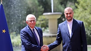 (AB Dış ilişkiler ve Güvenlik Politikaları Yüksek Temsilcisi Josep Borrell, Tahran'da, İran Dışişleri Bakanı Hüseyin Emir Abdullahiyan ile bir araya geldi