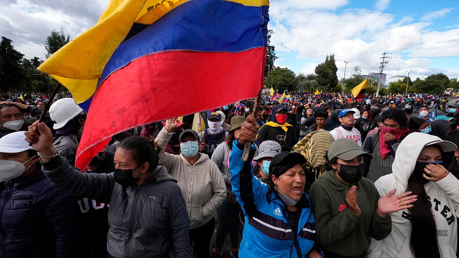 Ecuador'da OHAL kaldırıldı