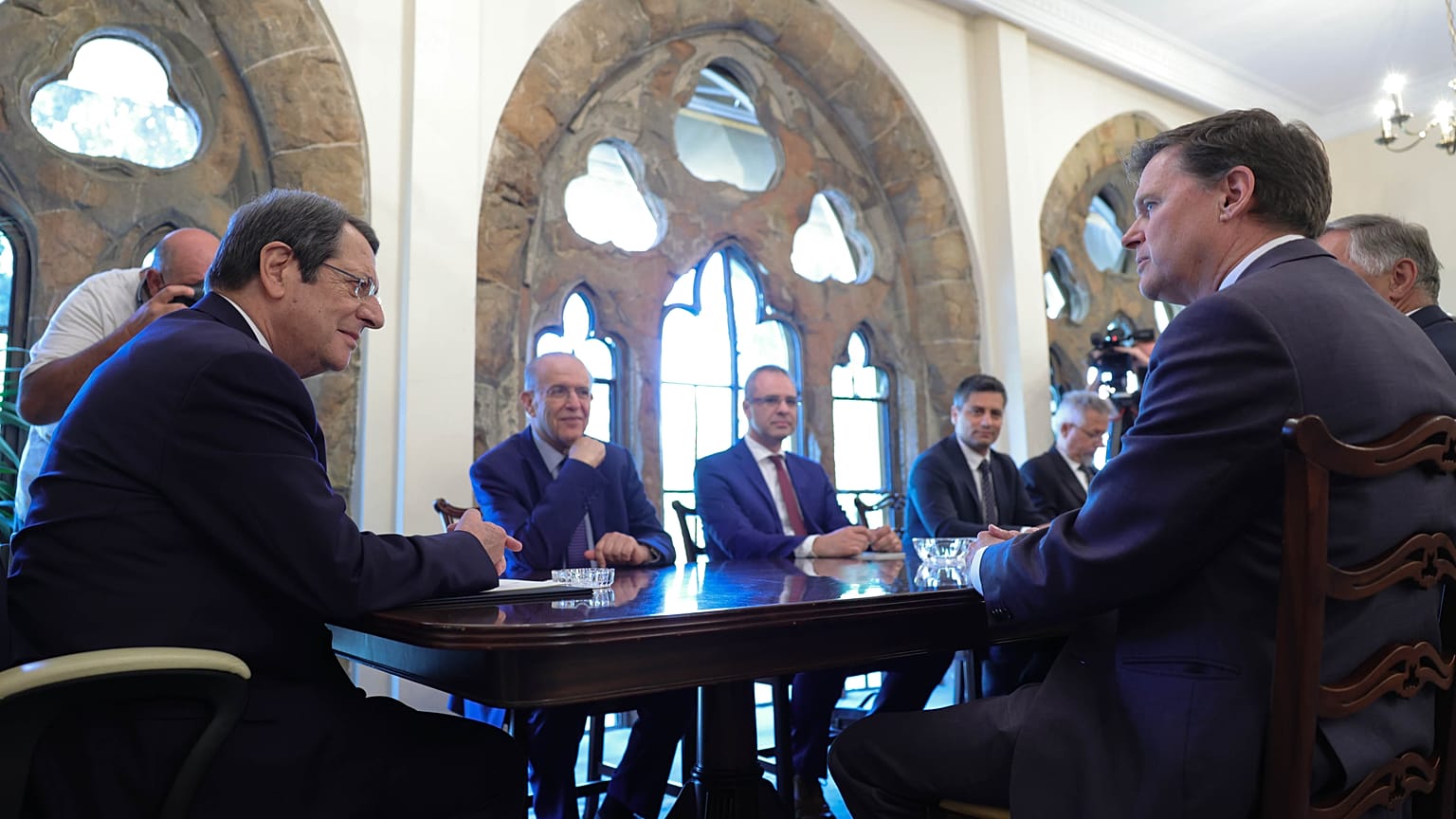 Ο Πρόεδρος της Δημοκρατίας κ. Νίκος Αναστασιάδης δέχεται τον Ειδικό Αντιπρόσωπο του Γενικού Γραμματέα των Ηνωμένων Εθνών στην Κύπρο κ. Colin Stewart. 
