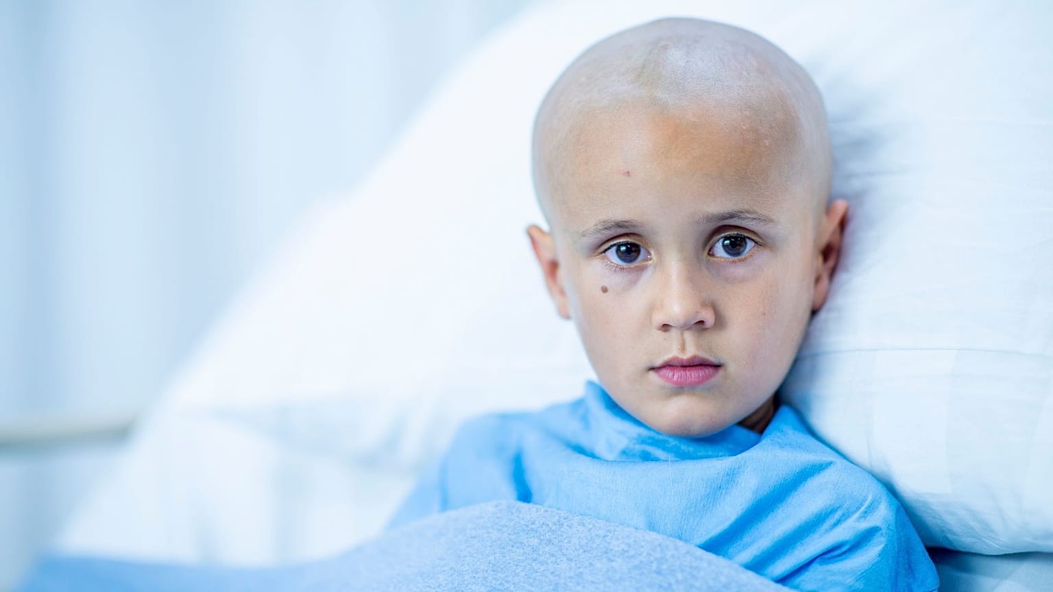 10 per cent of cancer cases could be caused by air pollution and other contaminants in the UK.