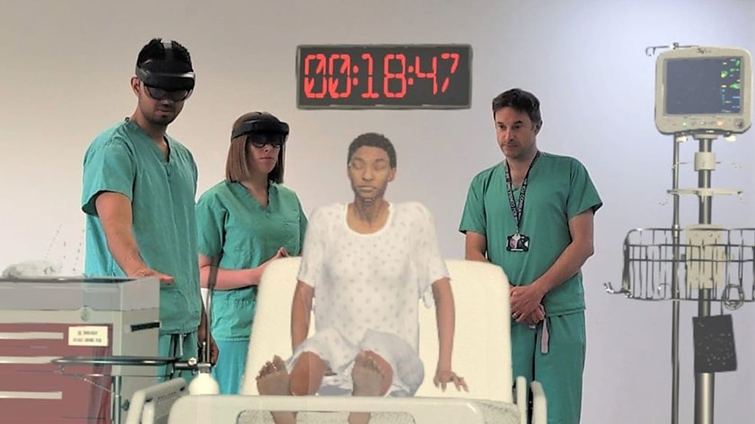 İngiltere'de tp öğrencileri dünyanın ilk hologram hastaları üzerinde teşhis yaptı